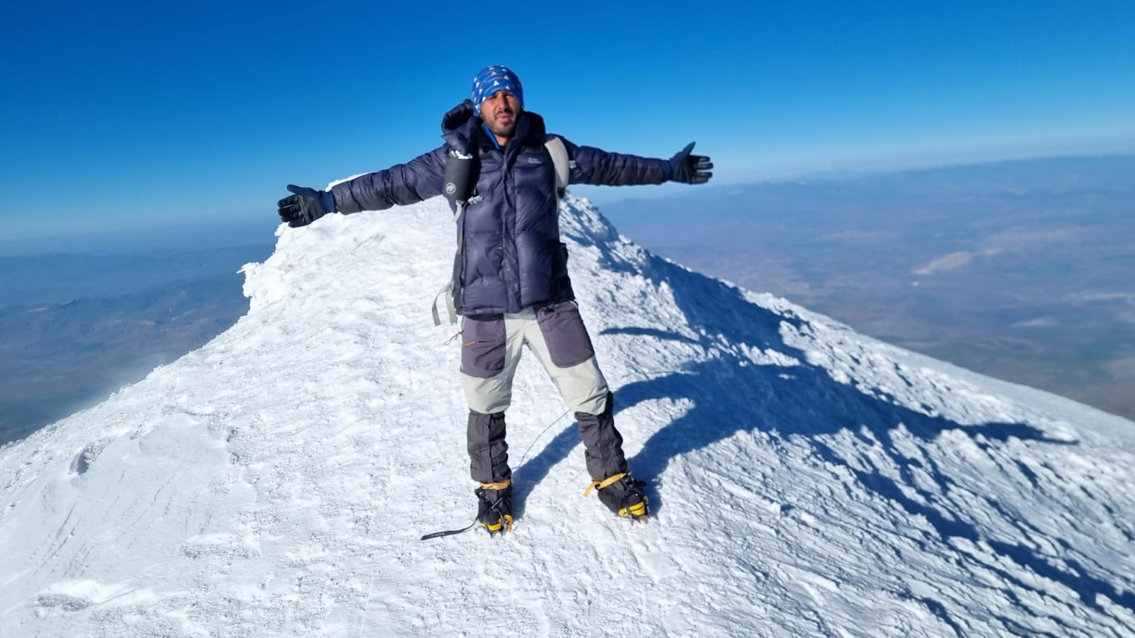 Climbing Ararat: An Epic Odyssey - trekking mount ararat